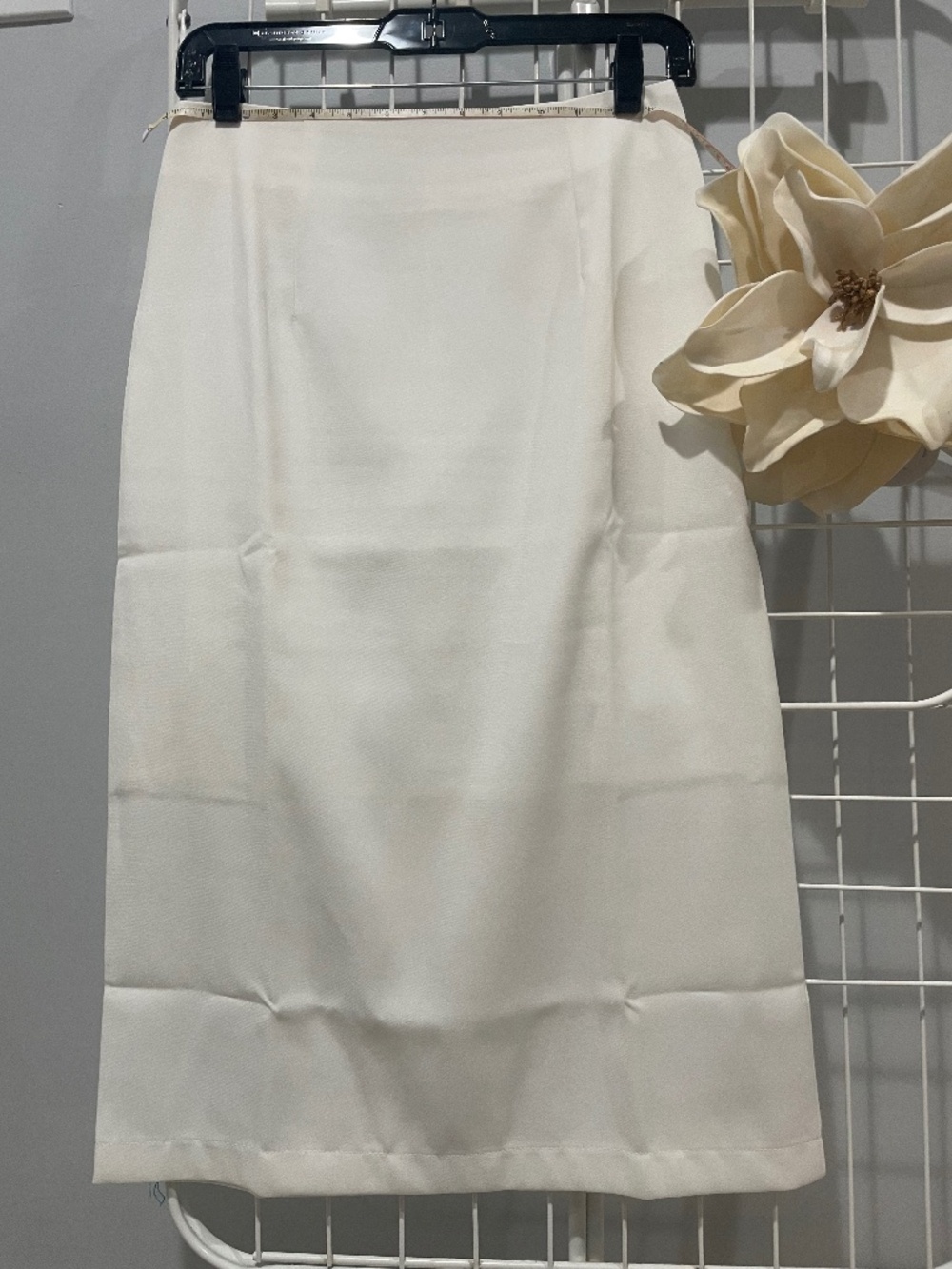 White Maxi Pencil